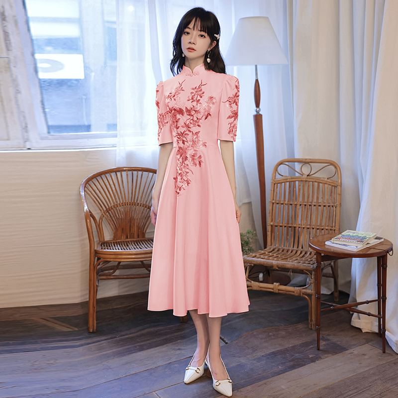 Evening Gown A-Line (Various Short-Sleeve Designs) Floral Embroidered