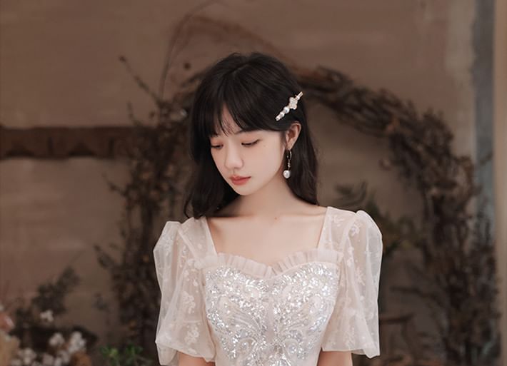Sequined Evening Square-Neck A-Line Puff-Sleeve Floral Designs) (Various Gown
