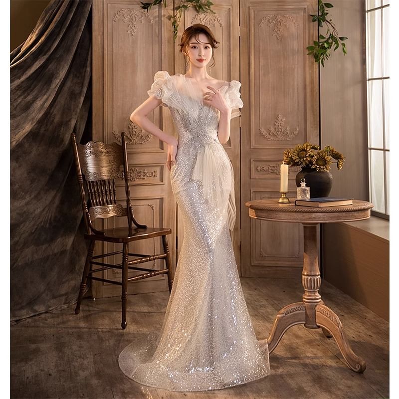 Puff-Sleeve Mesh Sequin Gown Mermaid V-Neck Evening Panel