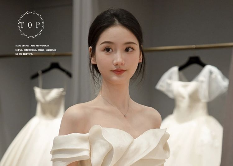 Off Trained Wedding Trumpet Shoulder Gown