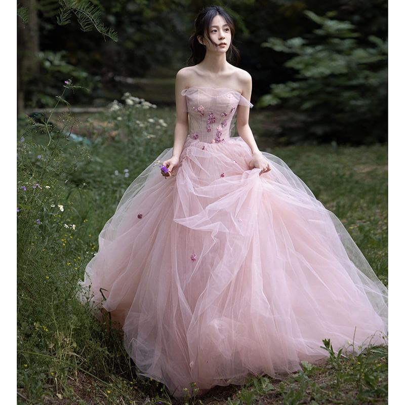 Detail Strapless Gown Ball Flower A-Line