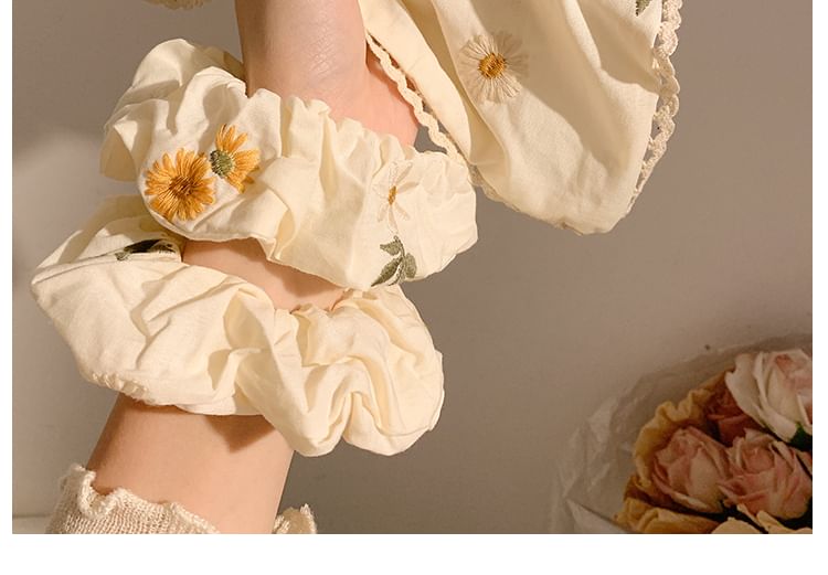 Embroidered (Various Floral Scrunchie Bandana / Designs)