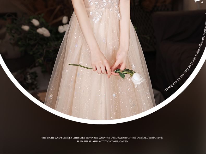 Designs) (Various Glitter Collared A-Line Evening Gown Short-Sleeve