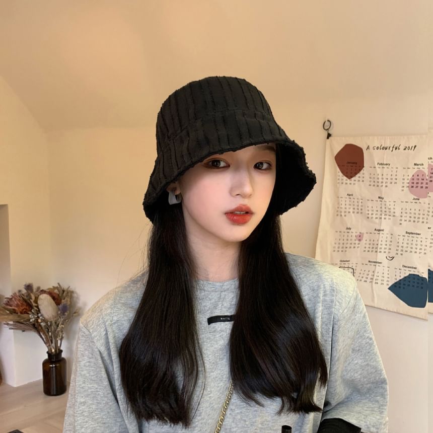 Frayed Hat Bucket Plain