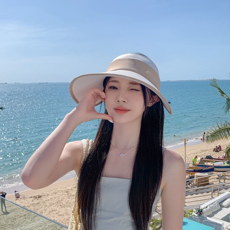 Sun Wide Two Visor Tone Brim