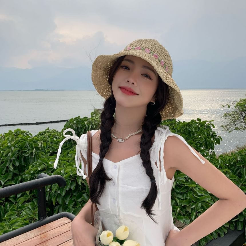 Embroidered Sun Floral Straw Hat