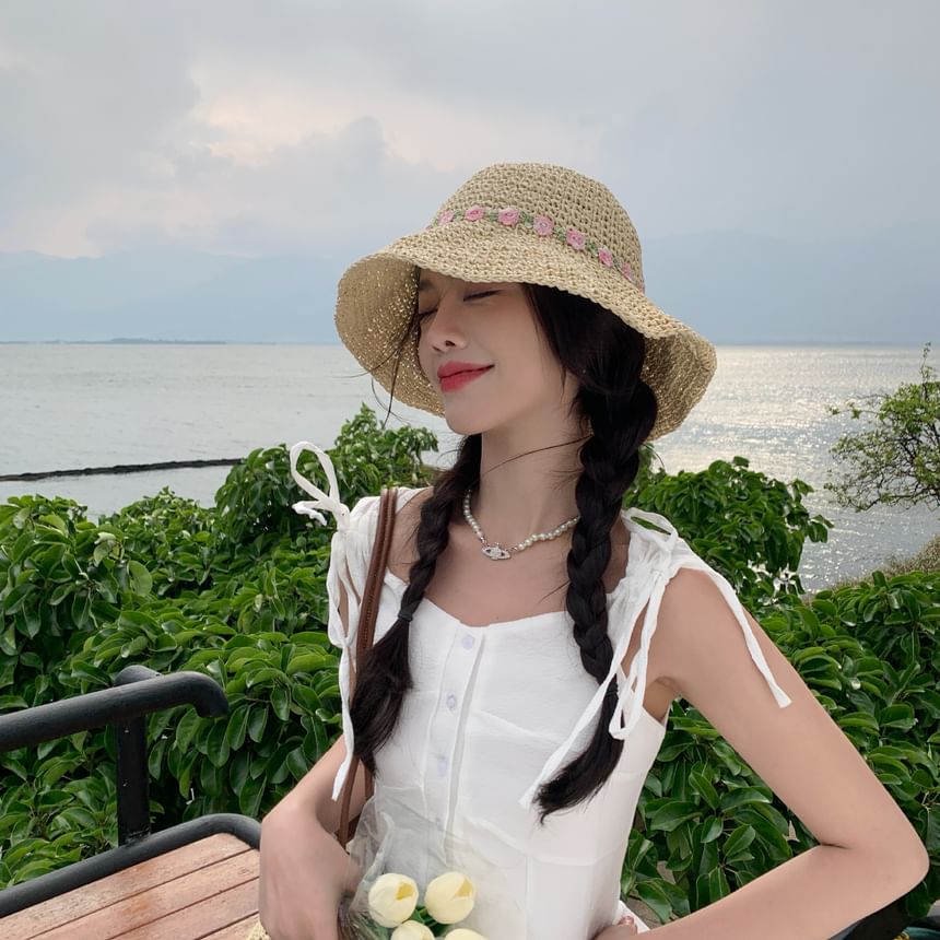 Embroidered Sun Floral Straw Hat
