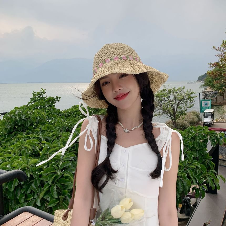 Embroidered Sun Floral Straw Hat