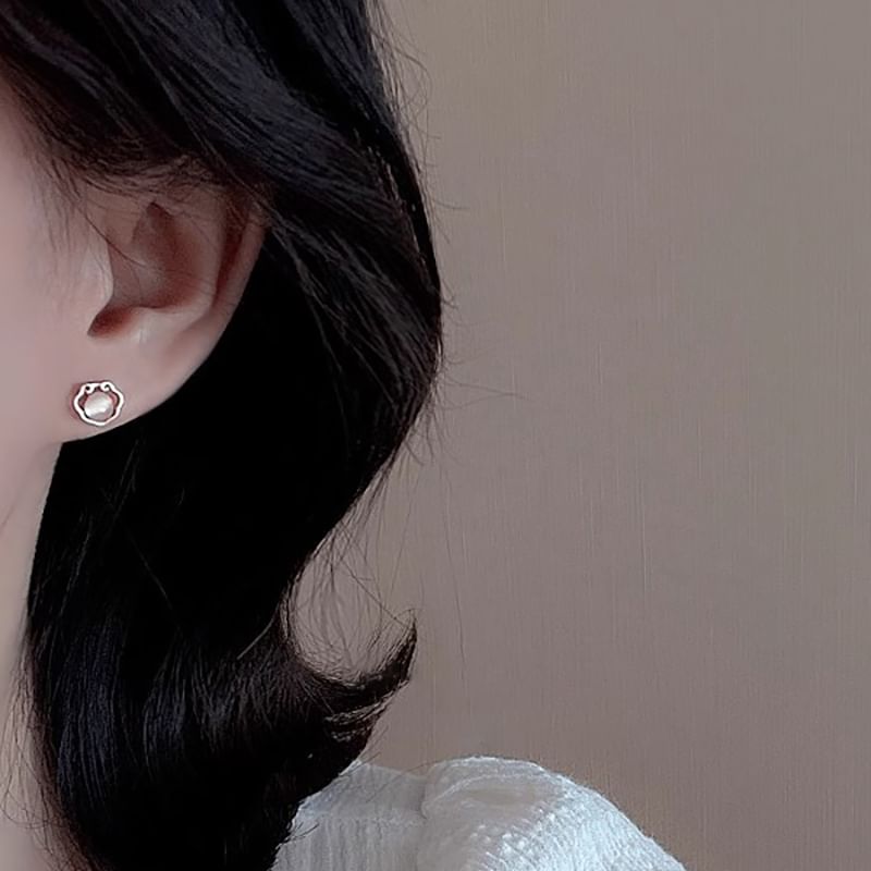 Eye Cat Earring Stone Stud