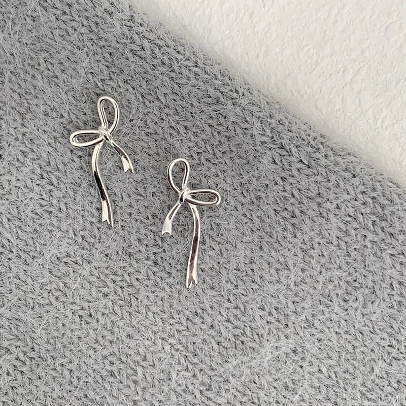 Earring Stud Bow
