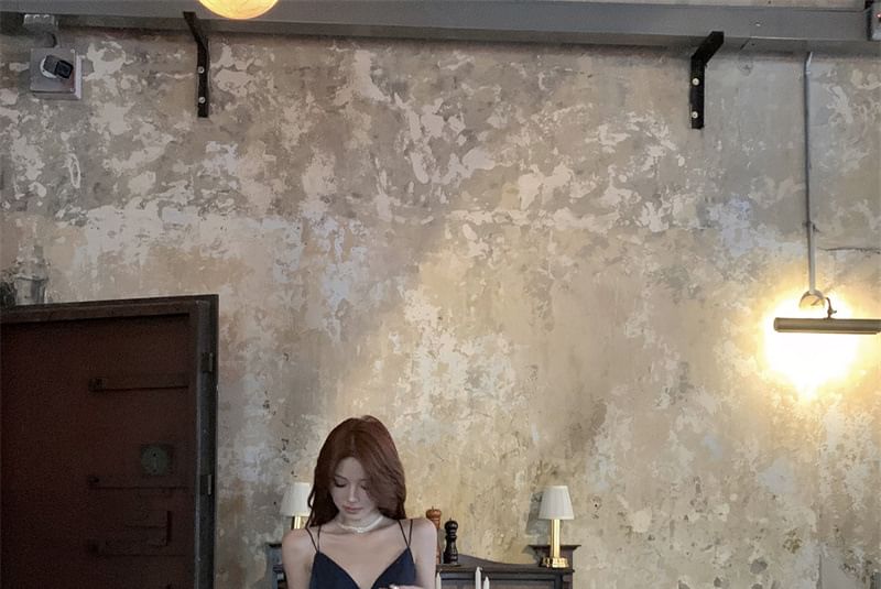 Strap V-Neck A-Line Gown Spaghetti Evening Plain