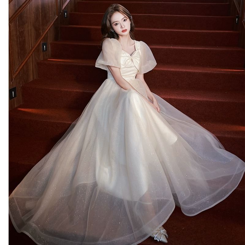 Short-Sleeve Evening V-Neck Gown Mesh A-Line