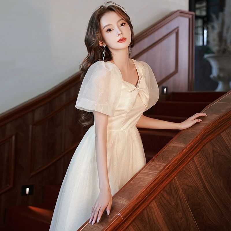 Short-Sleeve Evening V-Neck Gown Mesh A-Line