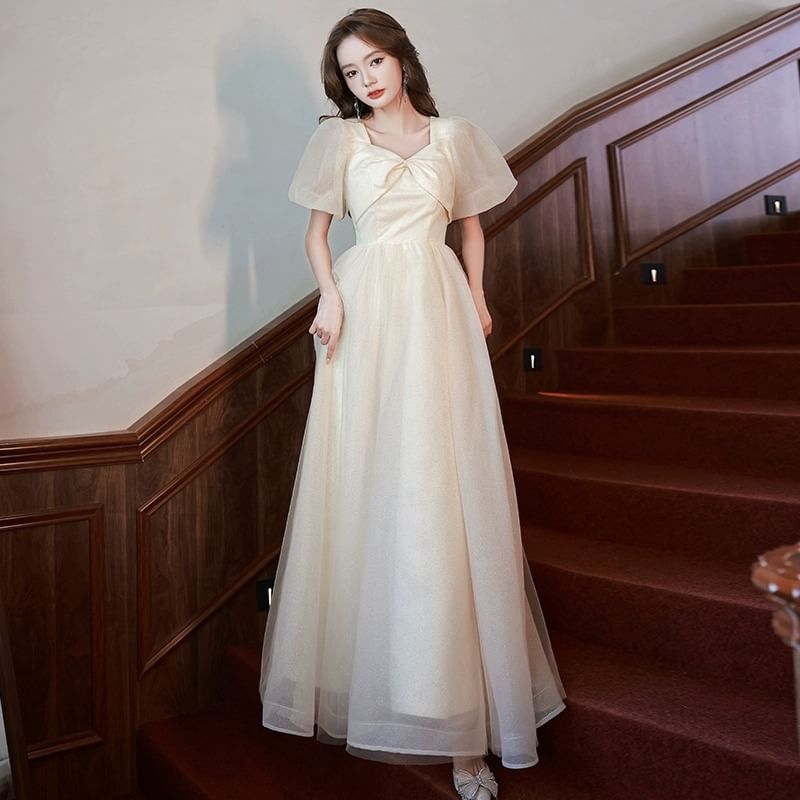 Short-Sleeve Evening V-Neck Gown Mesh A-Line