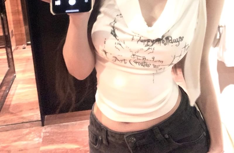 Cowl Crop Tank Top Choker-Neck Lettering Neck