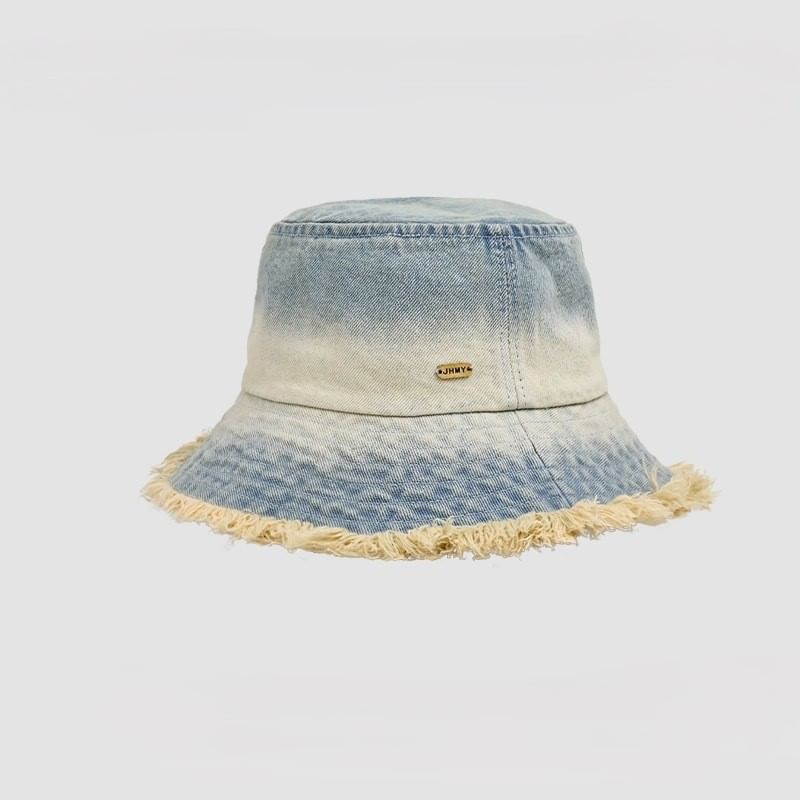 Bucket Hat Edge With Frayed Denim