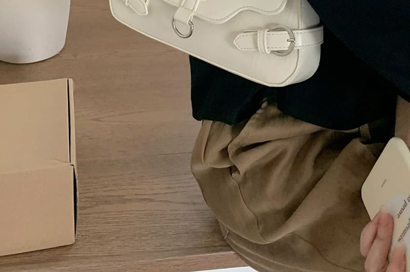 Flap Bag Shoulder Buckled