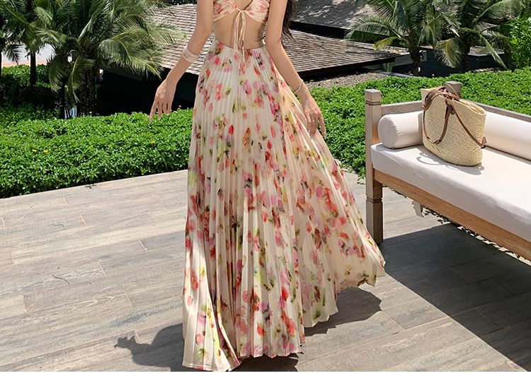 Open A-Line Pleated Floral Print Dress Back Neck Cutout Halter Maxi