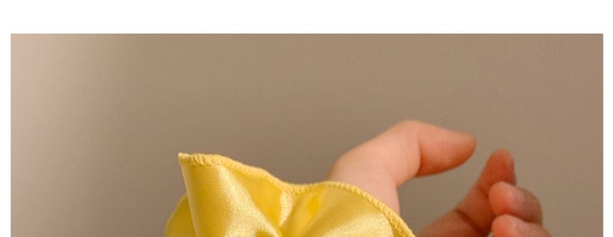 (Various Plain Scrunchie Designs)