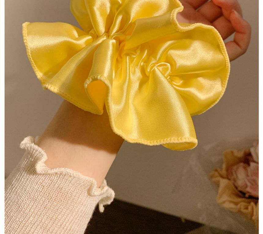 (Various Plain Scrunchie Designs)