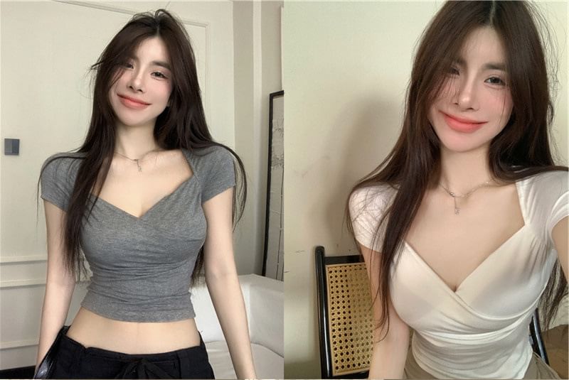 Short-Sleeve T-Shirt V-Neck Plain Wrap