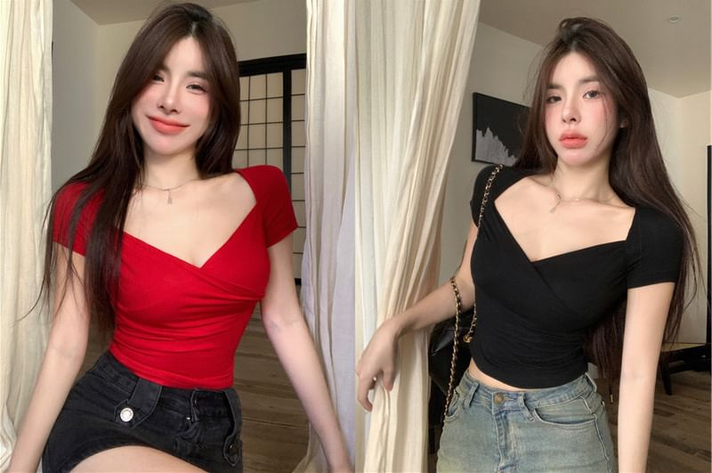 Short-Sleeve T-Shirt V-Neck Plain Wrap