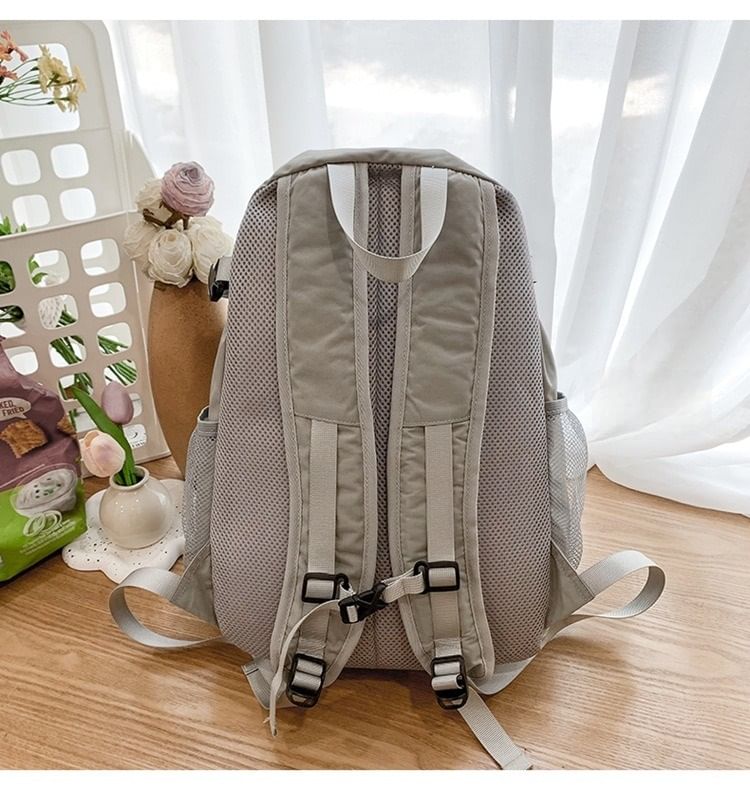 Multi-Pocket Mesh Panel Print Backpack Star