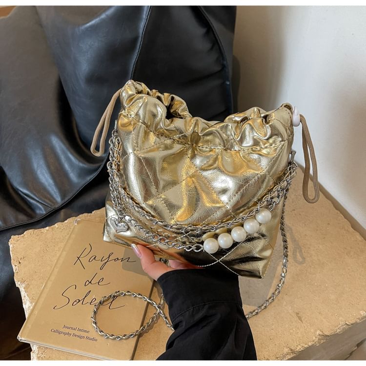 Chain Bucket Quilted Strap Bag