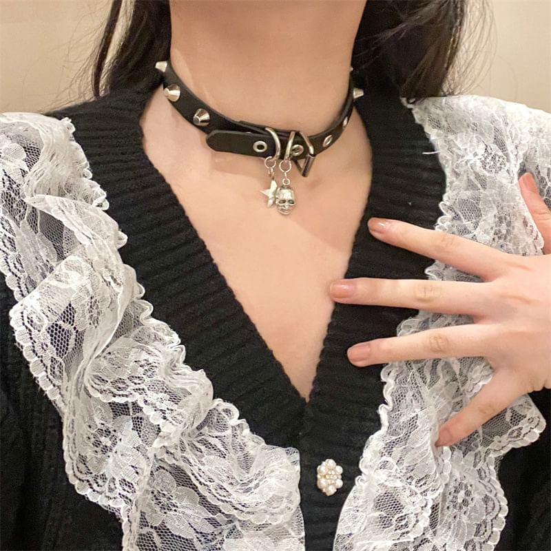 Leather Studded Choker Faux