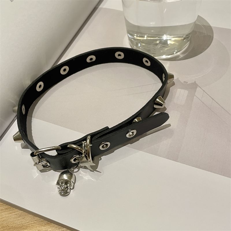 Leather Studded Choker Faux