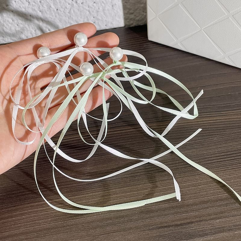 Pearl Bow Faux Earring