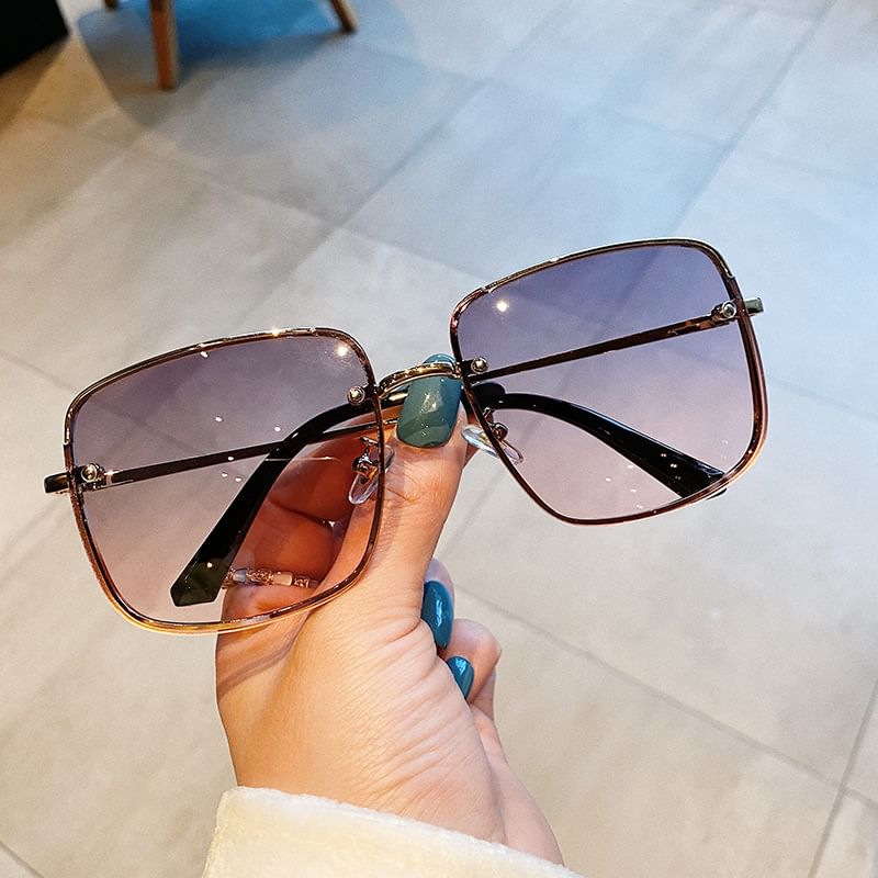 Square Gradient Frame Sunglasses