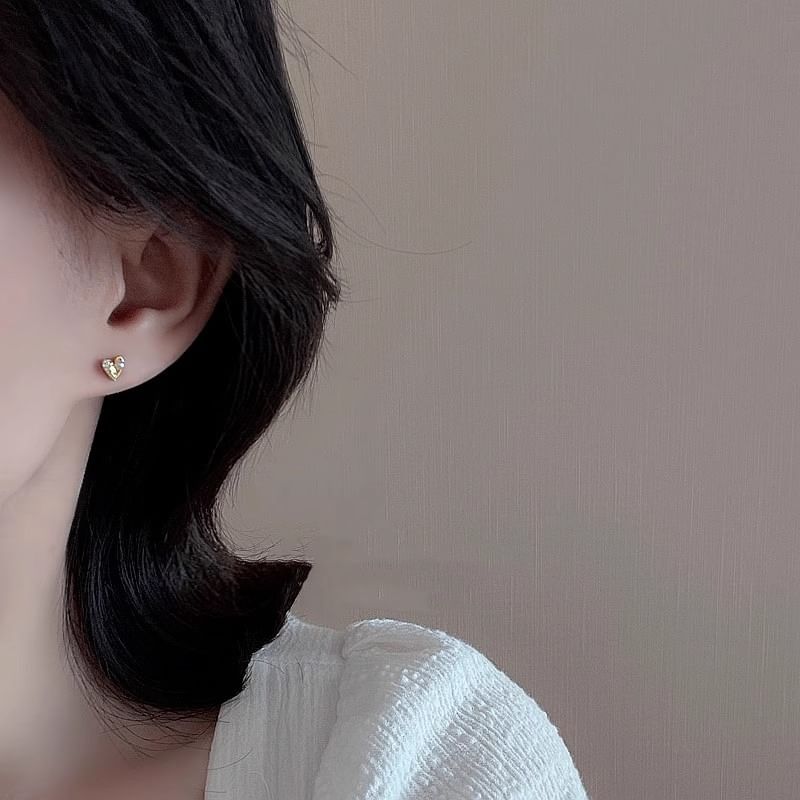 Heart Ear Stud Rhinestone