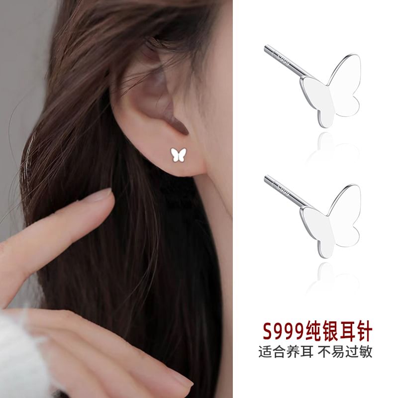 Ear Metallic Stud