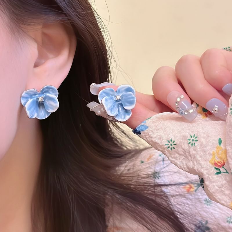 Orchid Clip / Earring On Stud Enamel