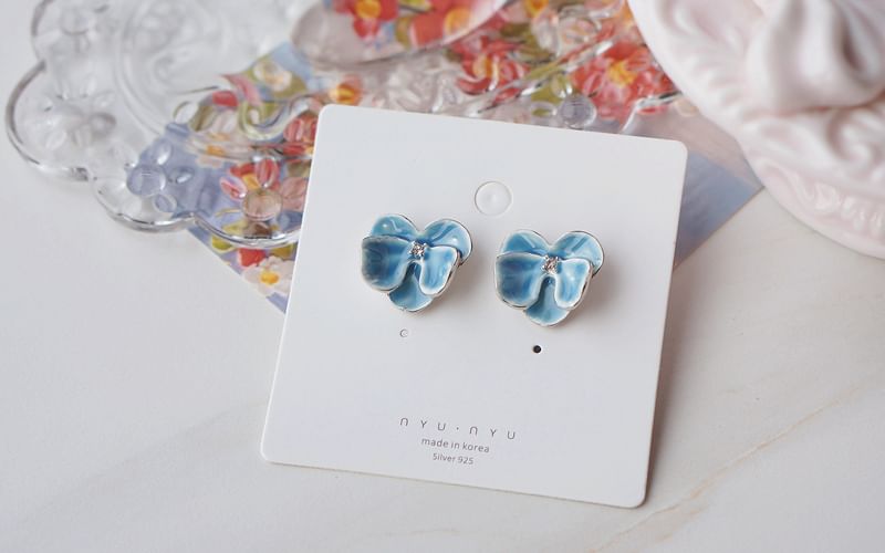 Orchid Clip / Earring On Stud Enamel