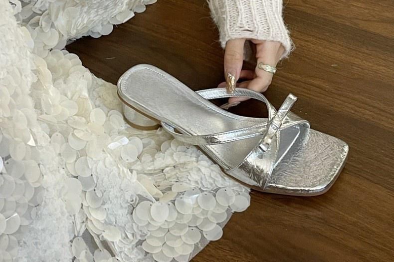 Sandals Square Plain Toe Chunky Bow Leather Faux Heel Accent