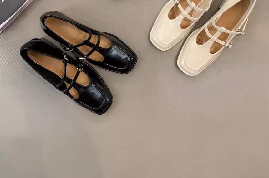 Heel Square Jane Mary Plain Chunky T-Strap Pumps Toe