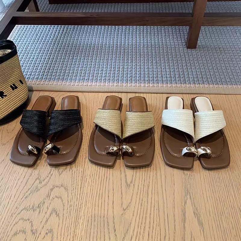 Straw Accent Toe Sandals Chunky Metal Heel Loop Square