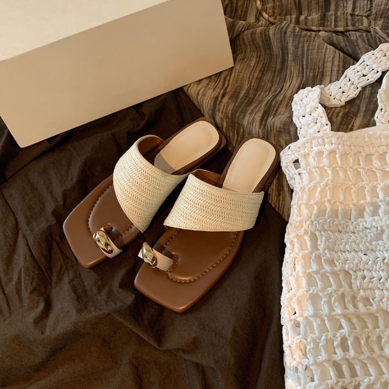 Straw Accent Toe Sandals Chunky Metal Heel Loop Square