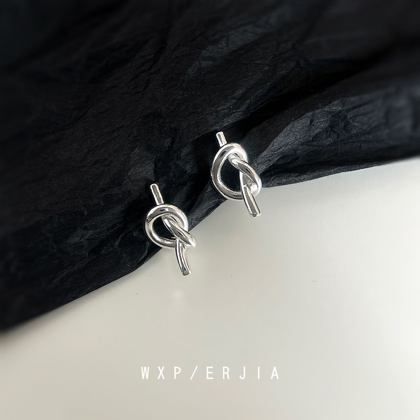 Clip Knotted On Earring