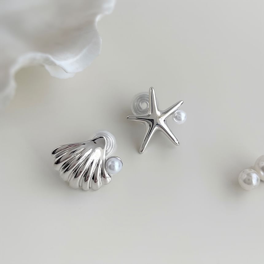 On Asymmetrical Starfish Earring Faux Clip Shell Pearl