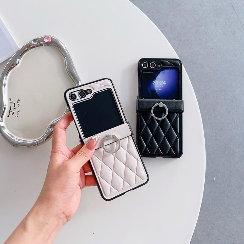 Stand Case Ring Argyle Phone