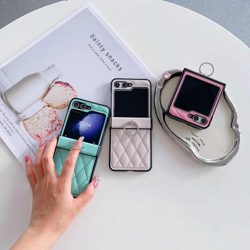 Stand Case Ring Argyle Phone