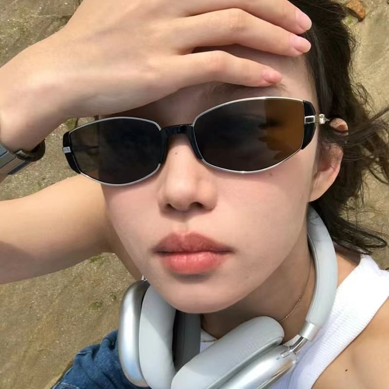 Frame Metal Sunglasses