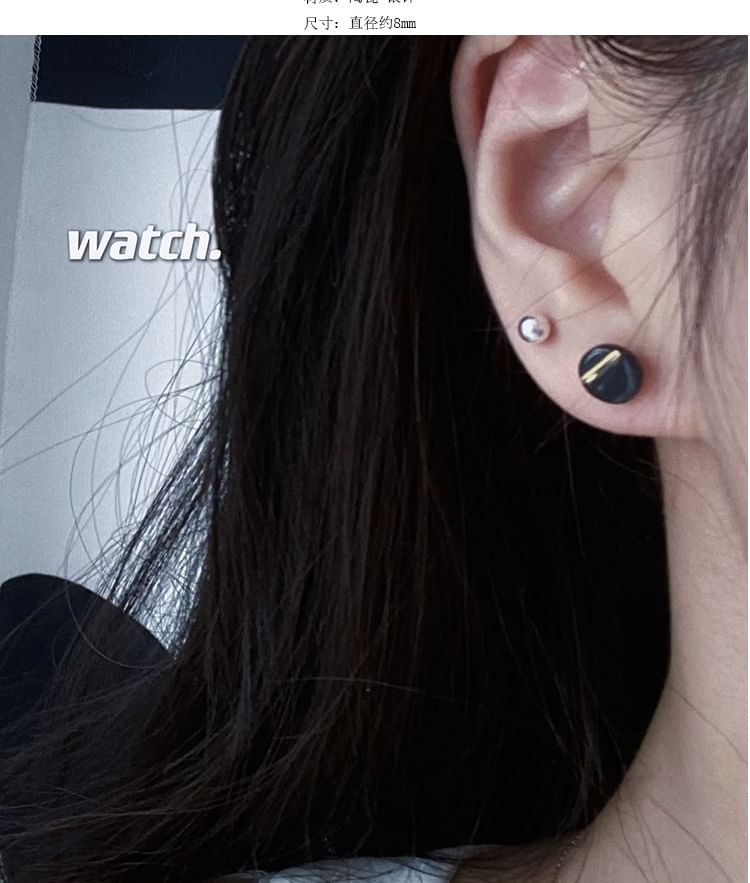 Disc Earring Stud