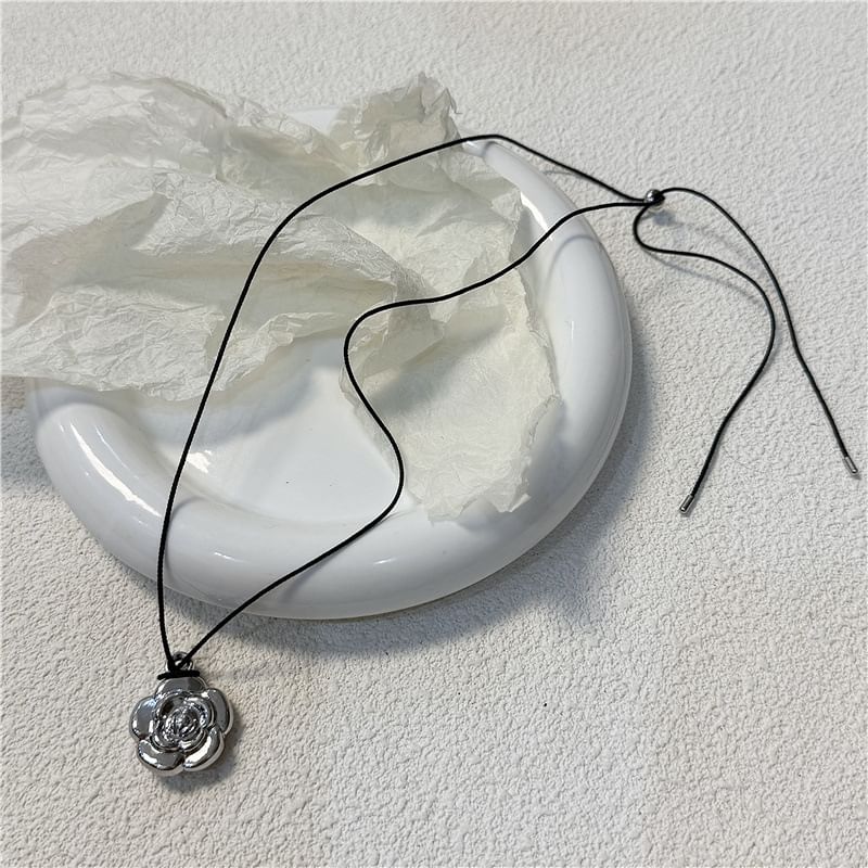 Earring / Floral Necklace Drop