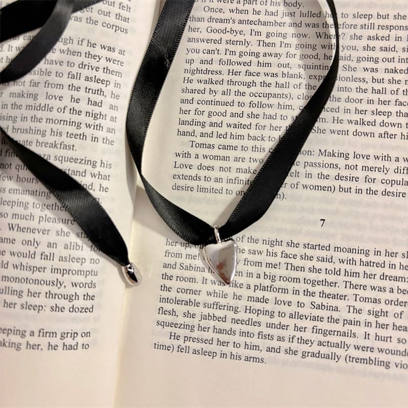 Pendant Scarf Necklace Heart