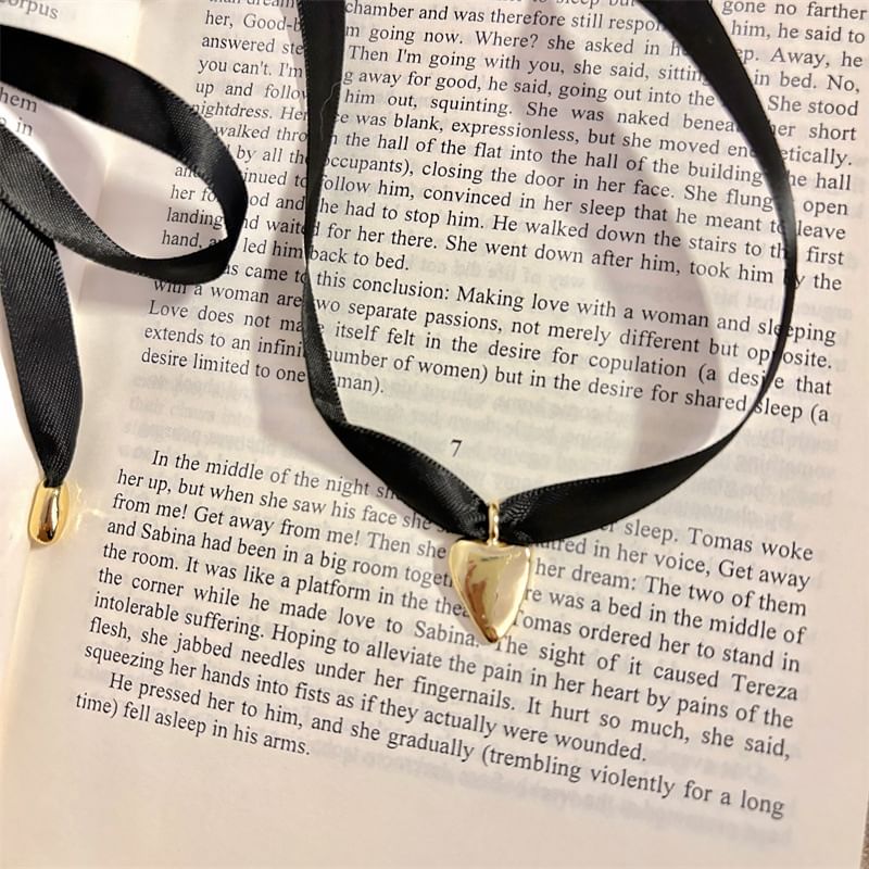 Pendant Scarf Necklace Heart