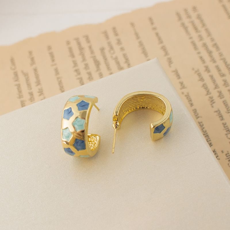 Earring Half Pattern Hoop Star